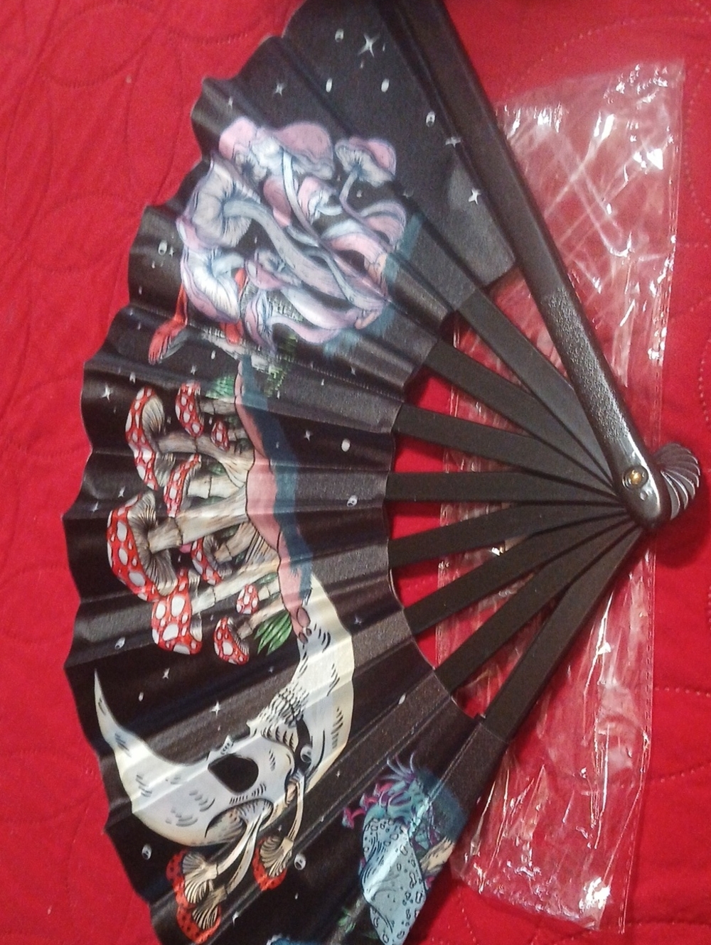 Black Gothic Skull & Mushroom Hand Fan - Women's Accessory